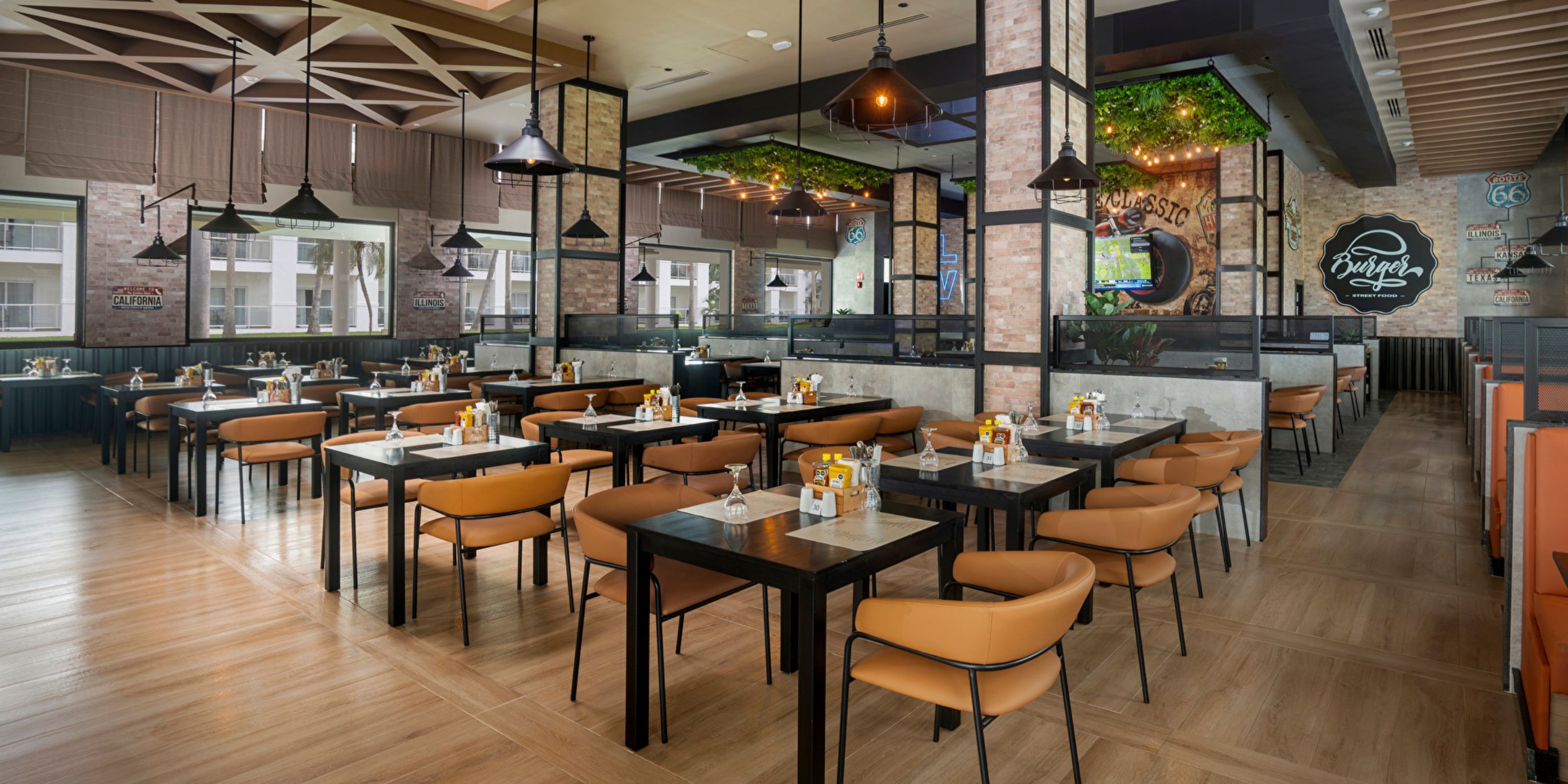 RIU Flamingo American Restaurant